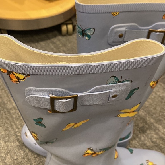 Chooka Butterfly Rain Boots - Picture 4 of 10